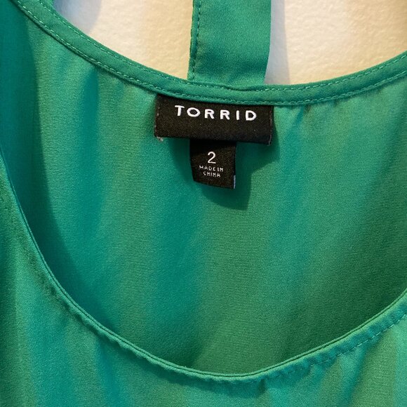 Torrid Bright Green Top - Picture 4 of 5